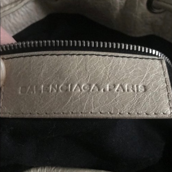 Balenciaga Pom pon bag. Bought off Vestiaire and haven’t used it! - Picture 2 of 8